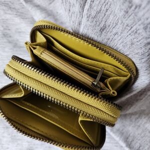 Universal Thread Dual Compartment Mini Wallet Yellow Green
